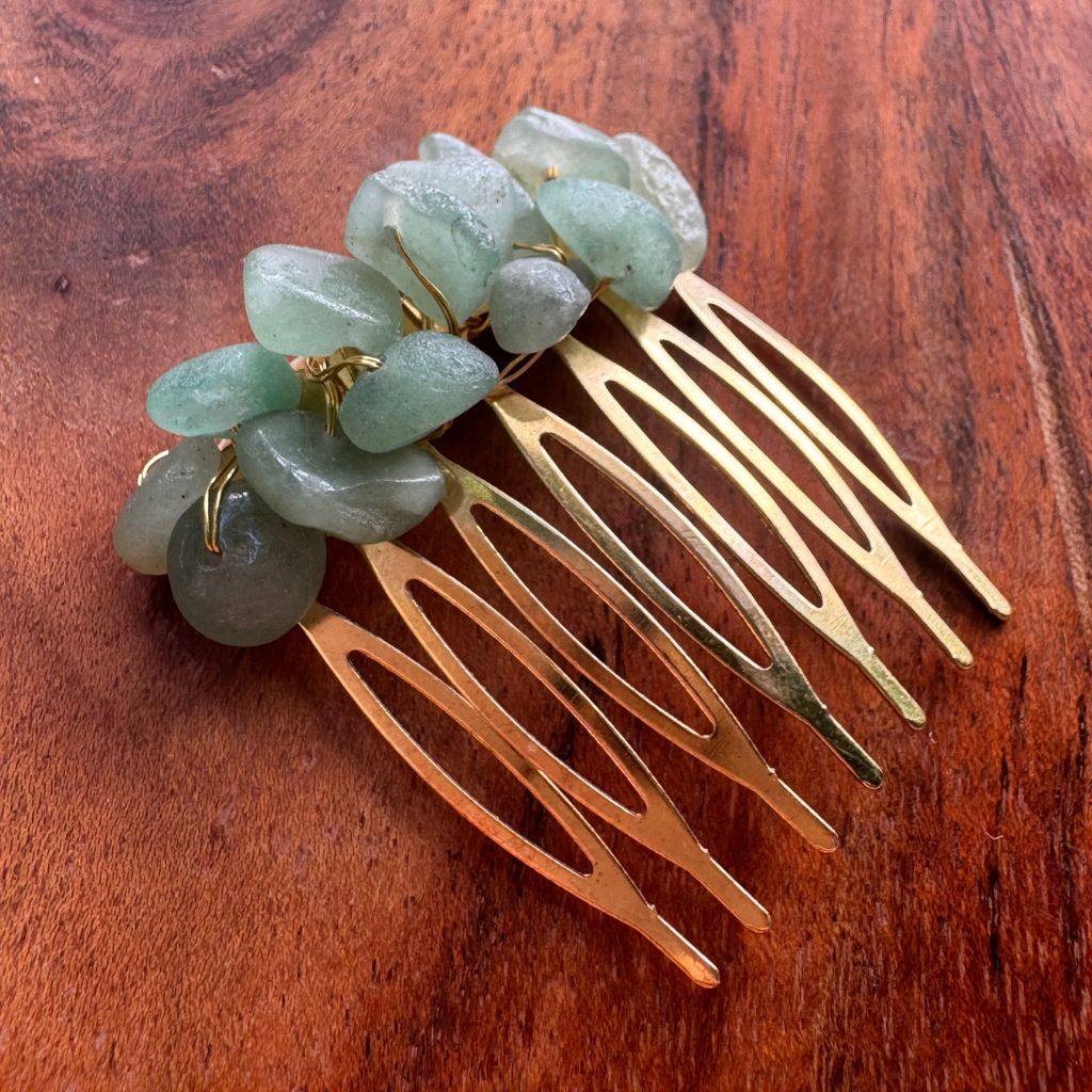 Peinecillo Arrecife Verde jabonoso pequeño con base dorada